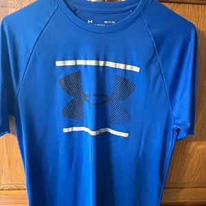 Under armour dry fit t shirt